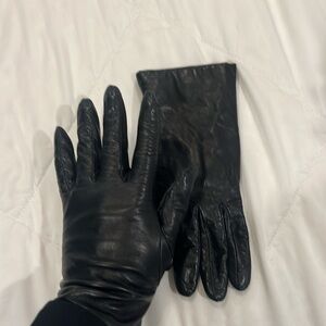 Leather women gloves black size 7 1/2